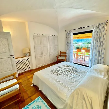 Waterfront Port House Apartmán Porto Cervo
